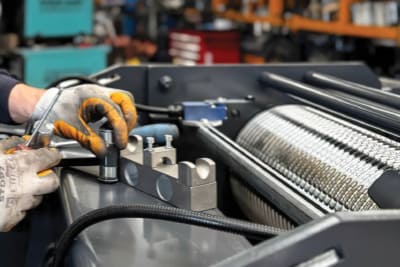 Overhead crane double girder untuk lini produksi pabrik