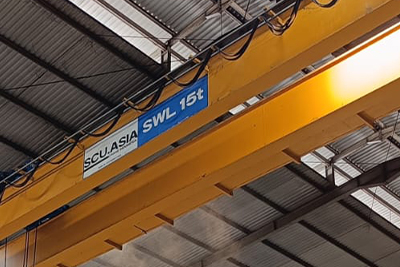 Gantry crane rel untuk logistik dan transportasi industri