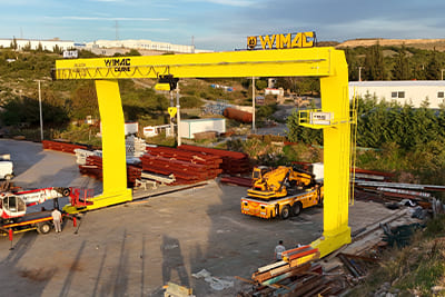 Gantry crane double girder untuk pengangkatan industri luar ruangan